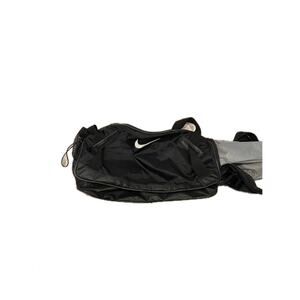 Nike Brasilia 9.5 Black Medium 60L Duffel Gym Bag